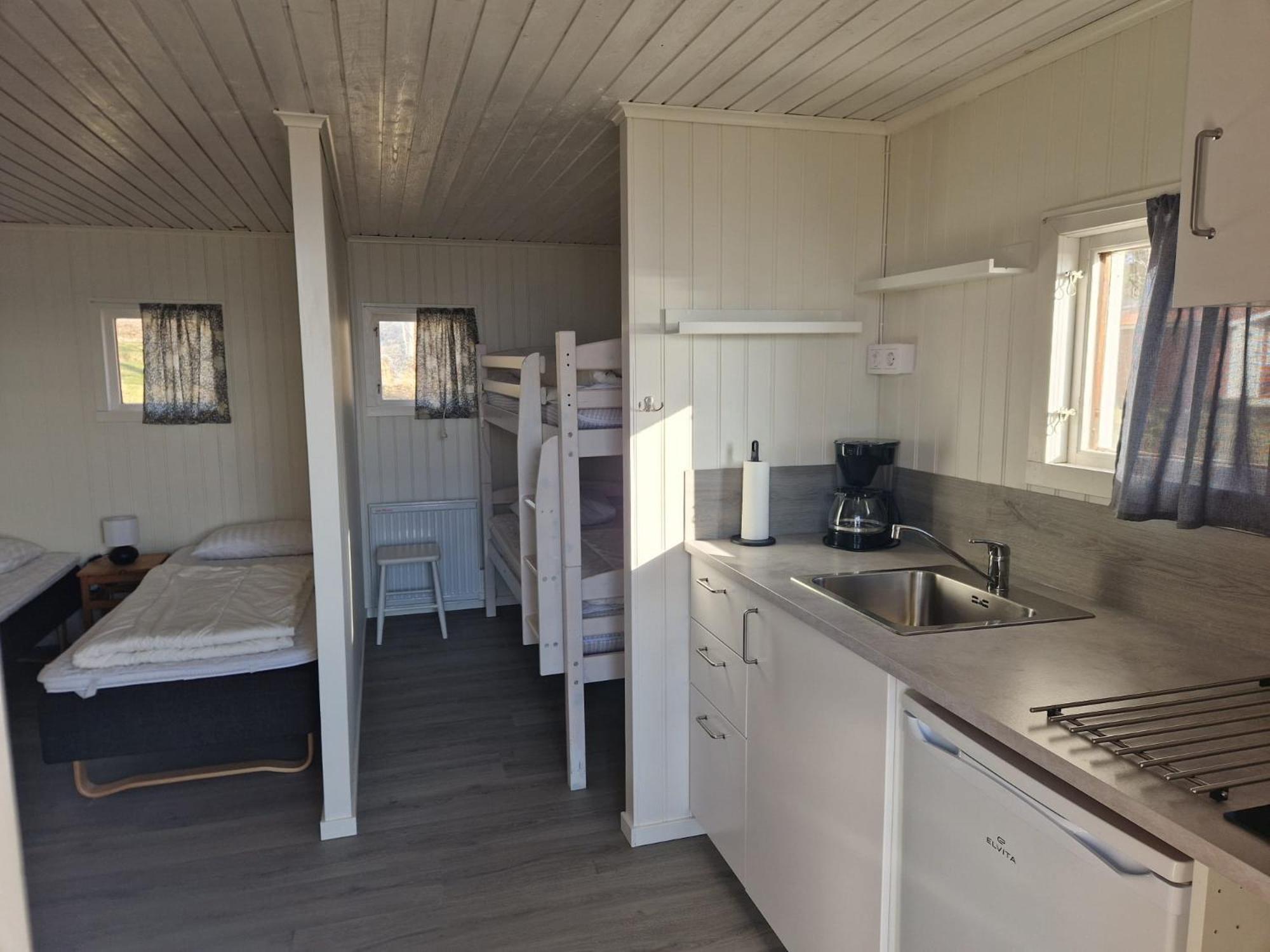Askeviks Camping & Stugor Sjötorp 外观 照片